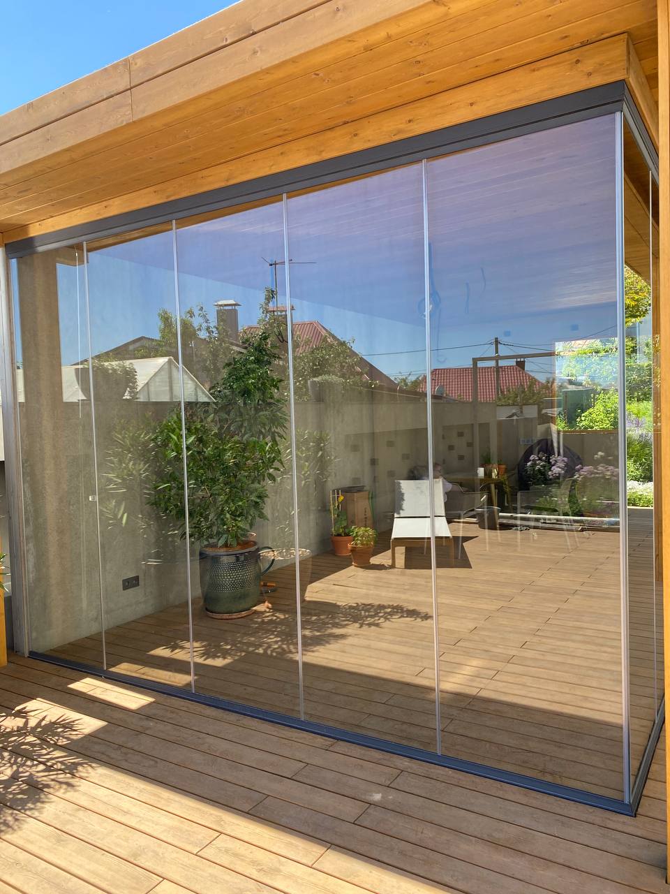 Frameless Glass Deck Enclosure
